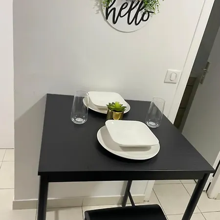 Welcome To Paris
